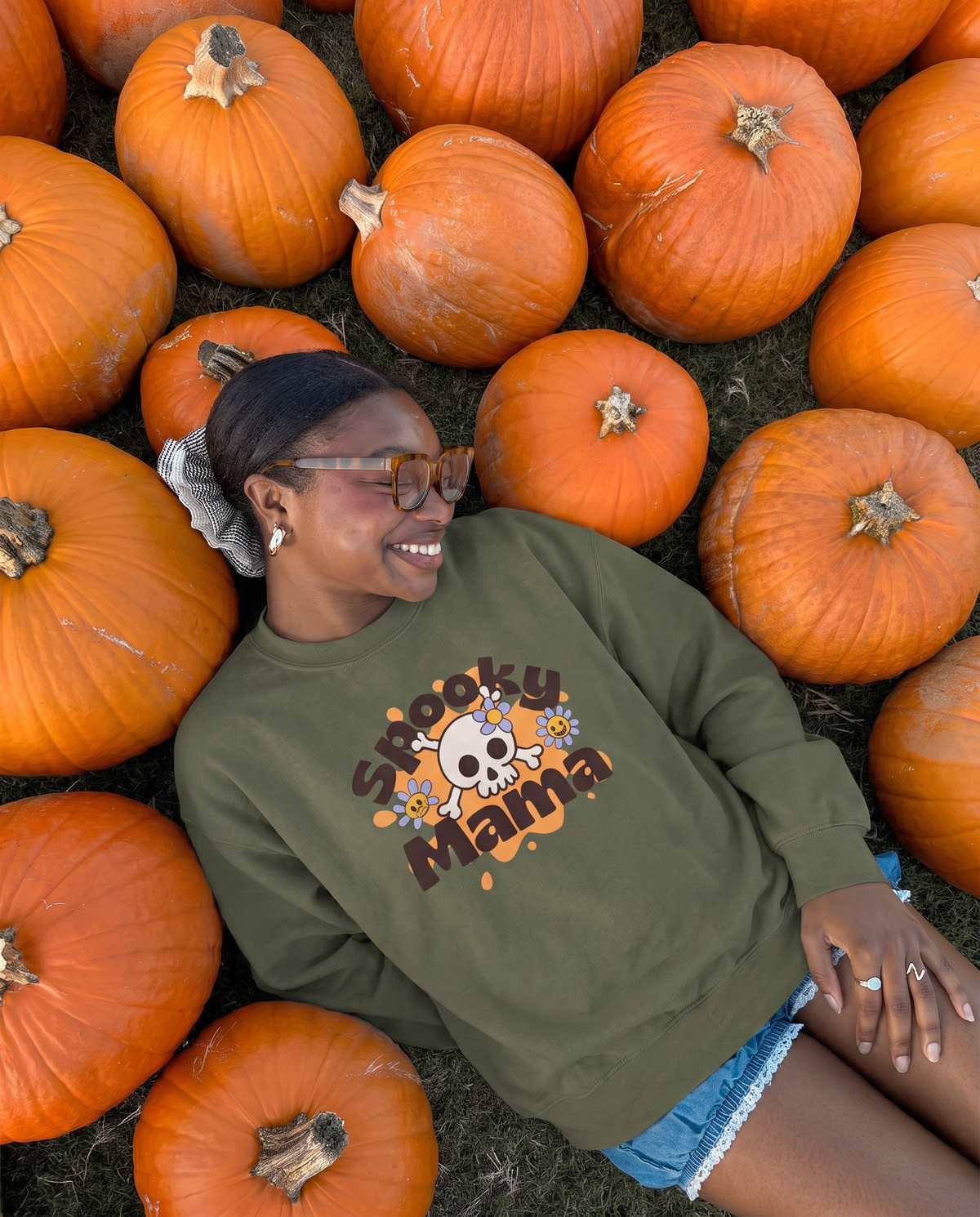 Spooky Mama - Halloween Crewneck Sweatshirt