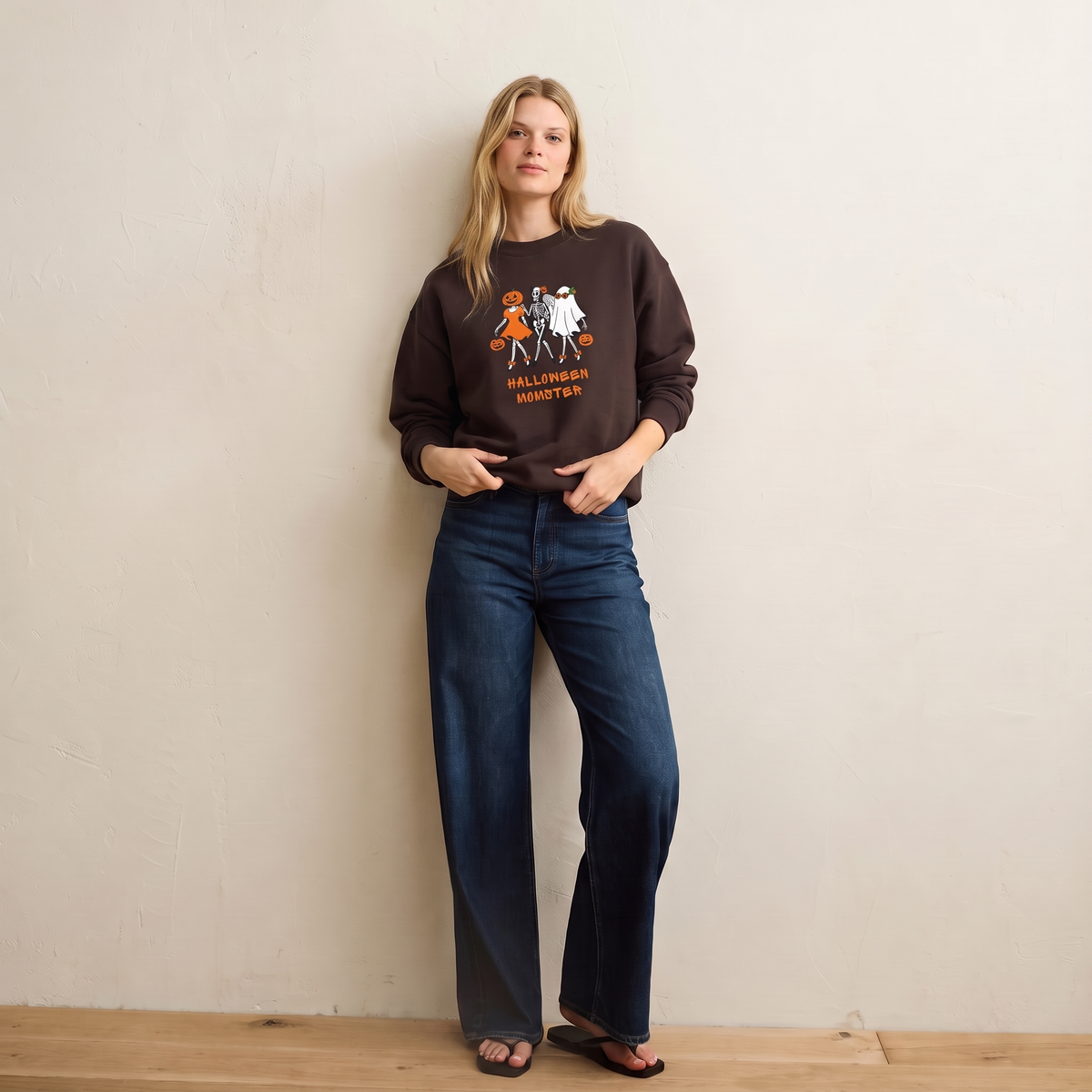 Halloween Momster - Crewneck Sweatshirt